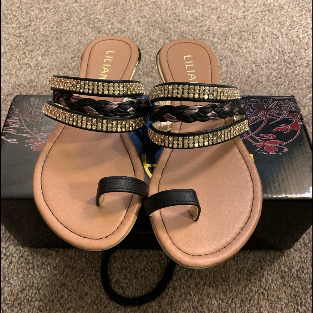 Like new Sandals